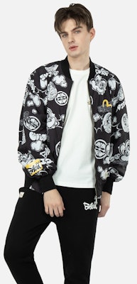 EVISU FW22 Jaket Bomber Pria Hitam Motif Grafiti Seluruhnya. 2ESHTM3JK712RXPL Shop EVISU FW22 Jaket Bomber Pria Hitam Motif Grafiti Seluruhnya. 2ESHTM3JK712RXPL