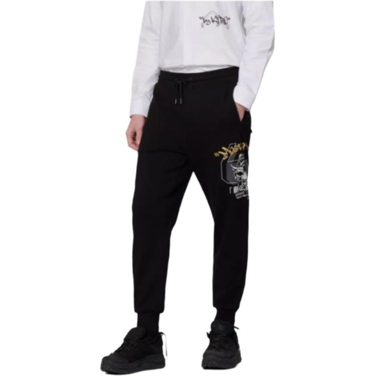 Shop EVISU FW22 骷髏印花抽繩休閒運動褲 黑色款式 2EAGNM2SP456XXCT