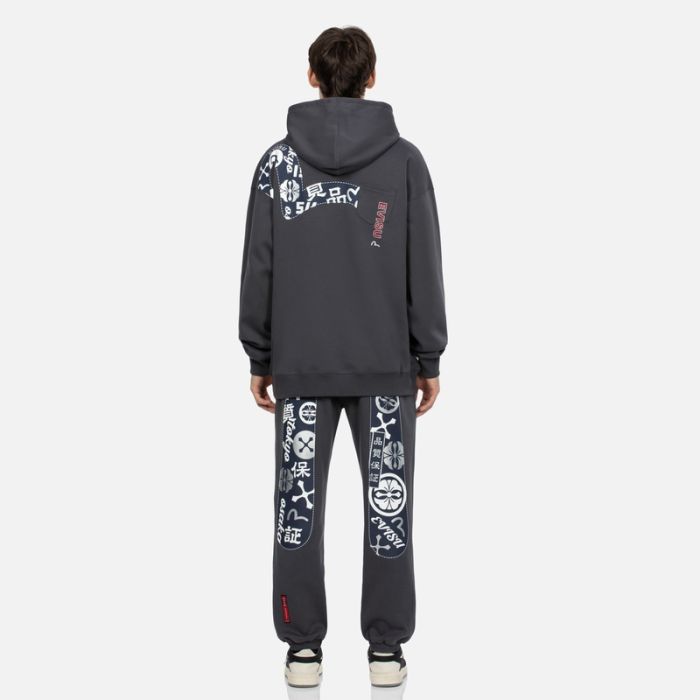 Details for EVISU 男款FW23灰色連帽衫，海鷗印花與刺繡Logo設計。 2EAHTM3SW7068LFCN