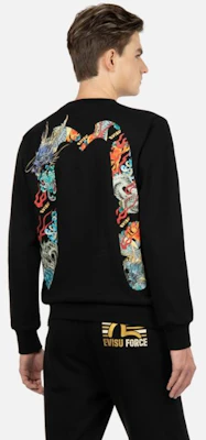 EVISU FW23 레인보우 자수 빅 M 그래픽 블랙 긴팔 스웻셔츠 남성용 2EAADM2SW316XXCTB Details for EVISU FW23 레인보우 자수 빅 M 그래픽 블랙 긴팔 스웻셔츠 남성용 2EAADM2SW316XXCTB