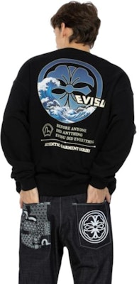 Sudadera Unisex EVISU FW23 con Ola Gaviota Bordada y Corte Holgado. 2EAHTM3SW7064LFCT Details for Sudadera Unisex EVISU FW23 con Ola Gaviota Bordada y Corte Holgado. 2EAHTM3SW7064LFCT