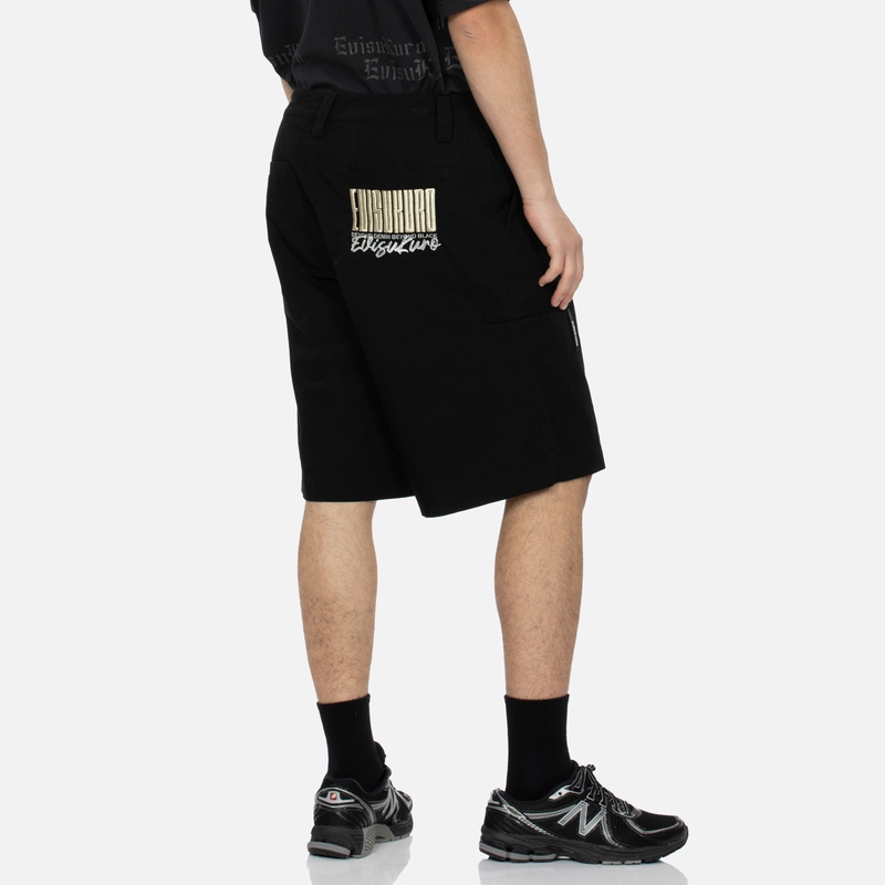 Shop EVISU KURO SS24 Celana Pendek Kasual Logo Bordir Lebar. 2ESGNM4SH5127RXCT