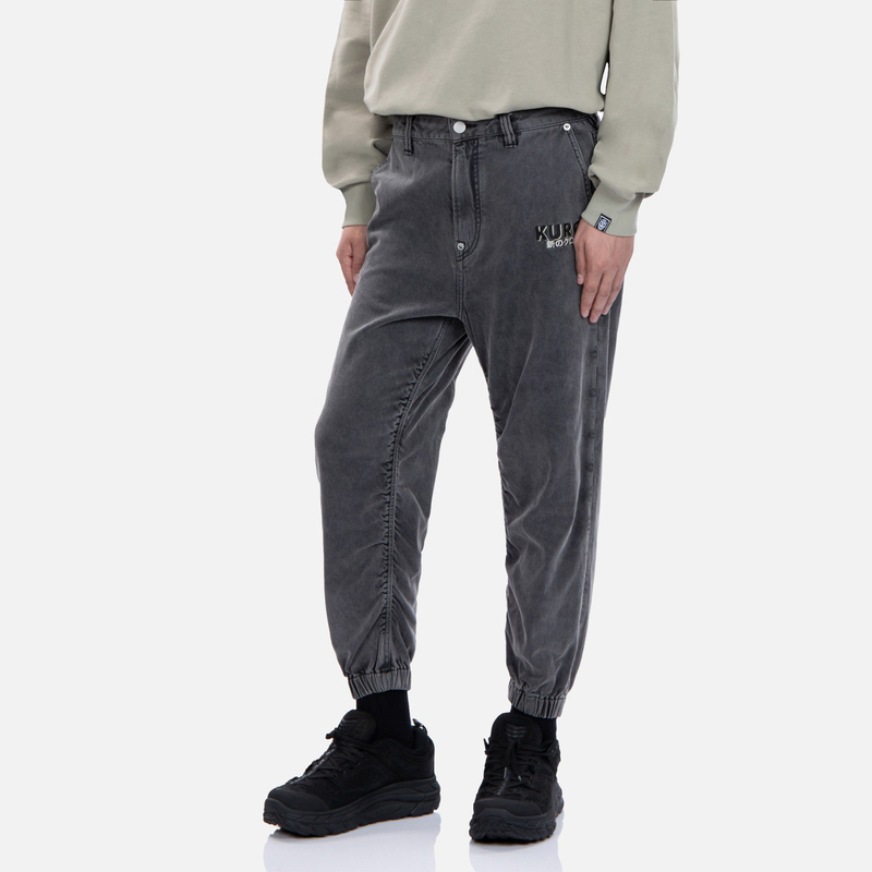 EVISU Logo Embroidered 3D Denim Jeans for Men - Dark Charcoal. 2EAGNM2JO2003DDN 圖 4