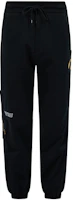 Lookbook EVISU SS23 黑色多口袋拼接織布運動長褲搭配錦緞補丁。 2ESHTM3SP560LFCT