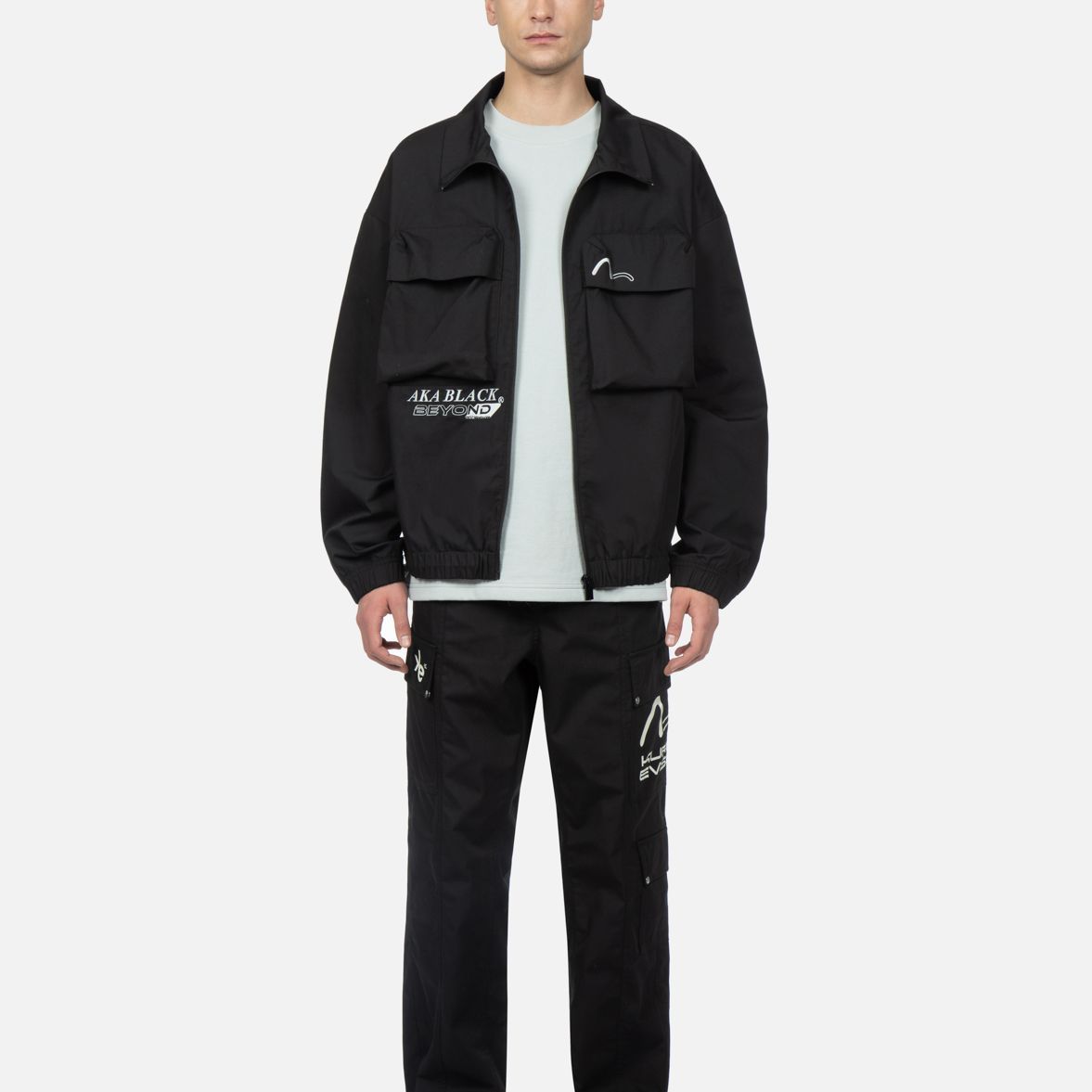 EVISU SS23 Black Loose Fit Jacket with Embroidered Logo Design 2ESGNM3JK762OSPC 圖 7