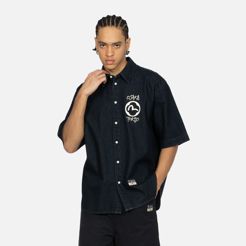 Purchase EVISU SS24 牛仔藍短袖襯衫，搭配Logo和花卉印花設計 2ESHTM4DI1018OSDN