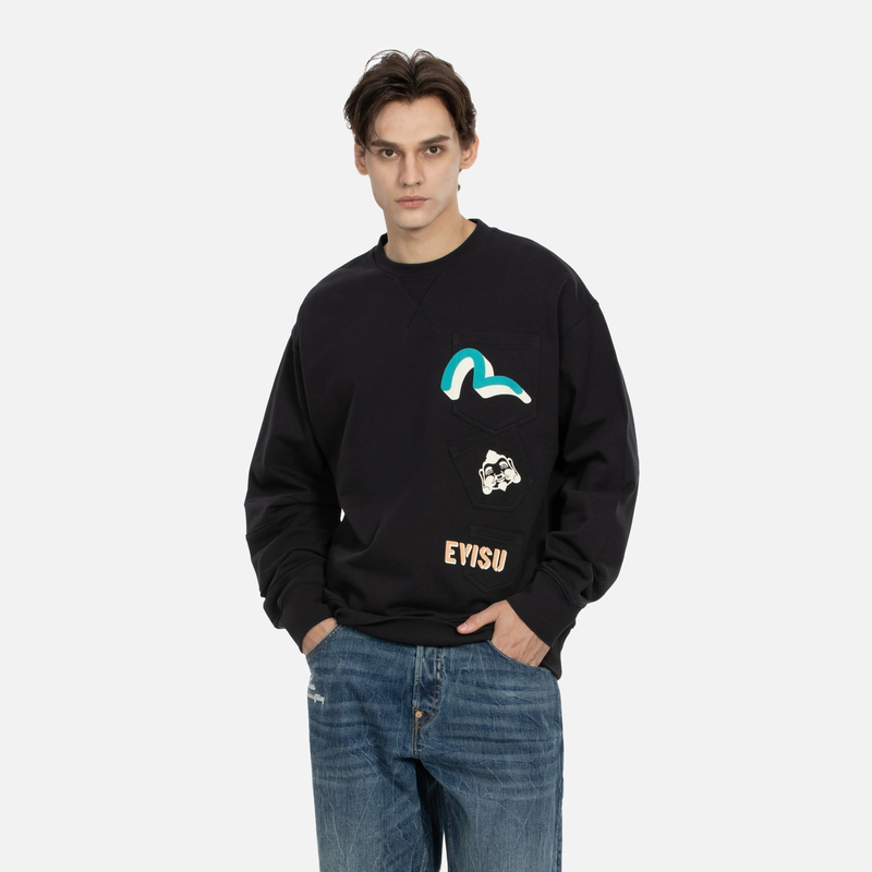 Shop EVISU SS24 Baju Hitam Multi-Poket Lelaki dengan Cetakan Seagull & Buddha. 2ESHTM4SW8044LFCT