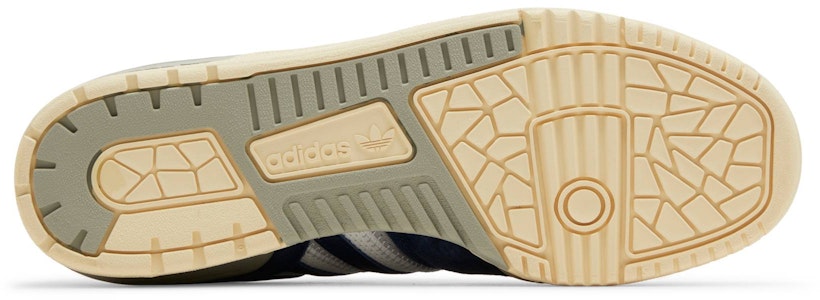 Extra Butter x adidas Rivalry Low '競爭系列 - 紐約遊騎兵' ID2870 Shop Extra Butter x adidas Rivalry Low '競爭系列 - 紐約遊騎兵' ID2870