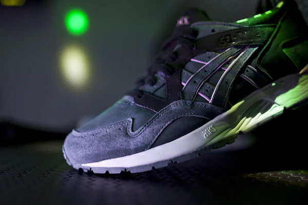 Extra Butter x ASICS Gel Lyte 5 '卡拉OK' H51FK-3434 Shop Extra Butter x ASICS Gel Lyte 5 '卡拉OK' H51FK-3434