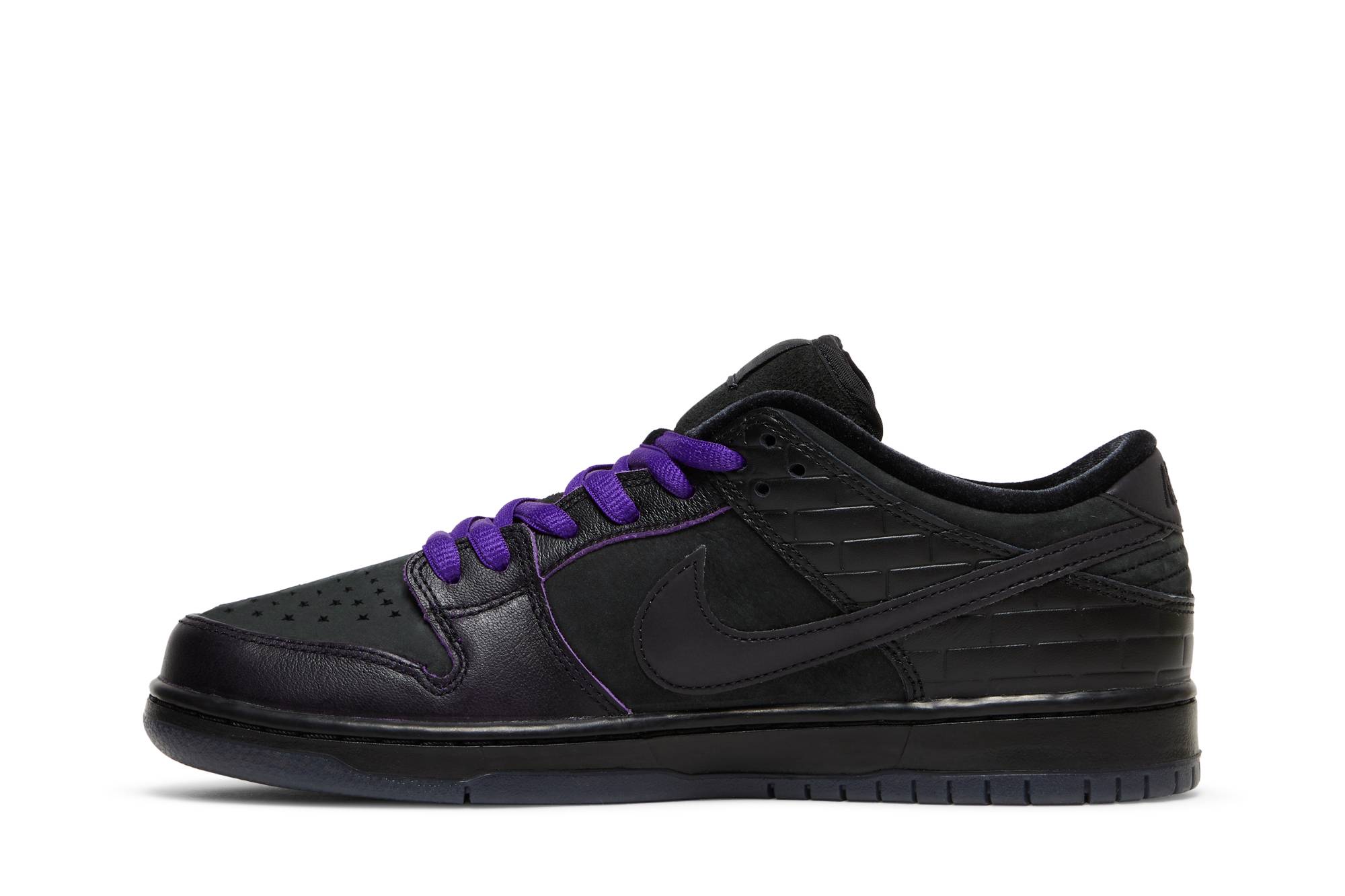 Familia x Nike SB Dunk Low Pro QS First Avenue DJ1159-001 Nicesnk