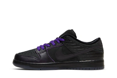 Familia x Nike SB Dunk Low Pro QS 'First Avenue' DJ1159-001