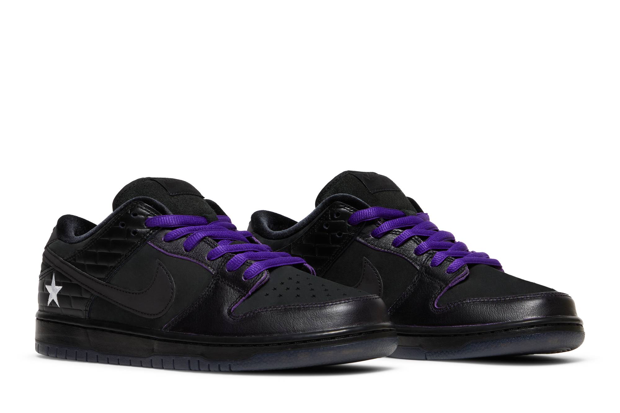 Familia x Nike SB Dunk Low Pro QS First Avenue DJ1159-001 Nicesnk