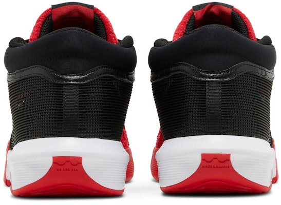 FaZe Clan x Nike LeBron 證人8 'Bred' FV0400-001 Details for FaZe Clan x Nike LeBron 證人8 'Bred' FV0400-001