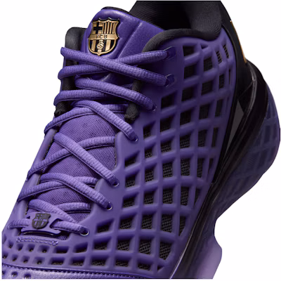 FC Barcelona x Nike Kobe 3 Low Protro 'Black Gold Metallic' IO6257-001 Details for FC Barcelona x Nike Kobe 3 Low Protro 'Black Gold Metallic' IO6257-001