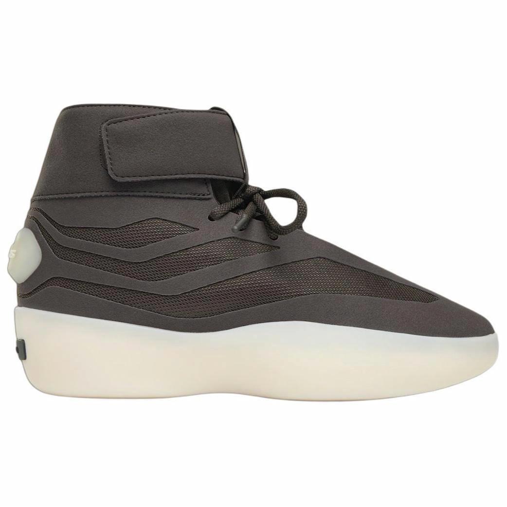 Lookbook Fear Of God Athletics x adidas II 籃球鞋「夜棕色」 JQ8482