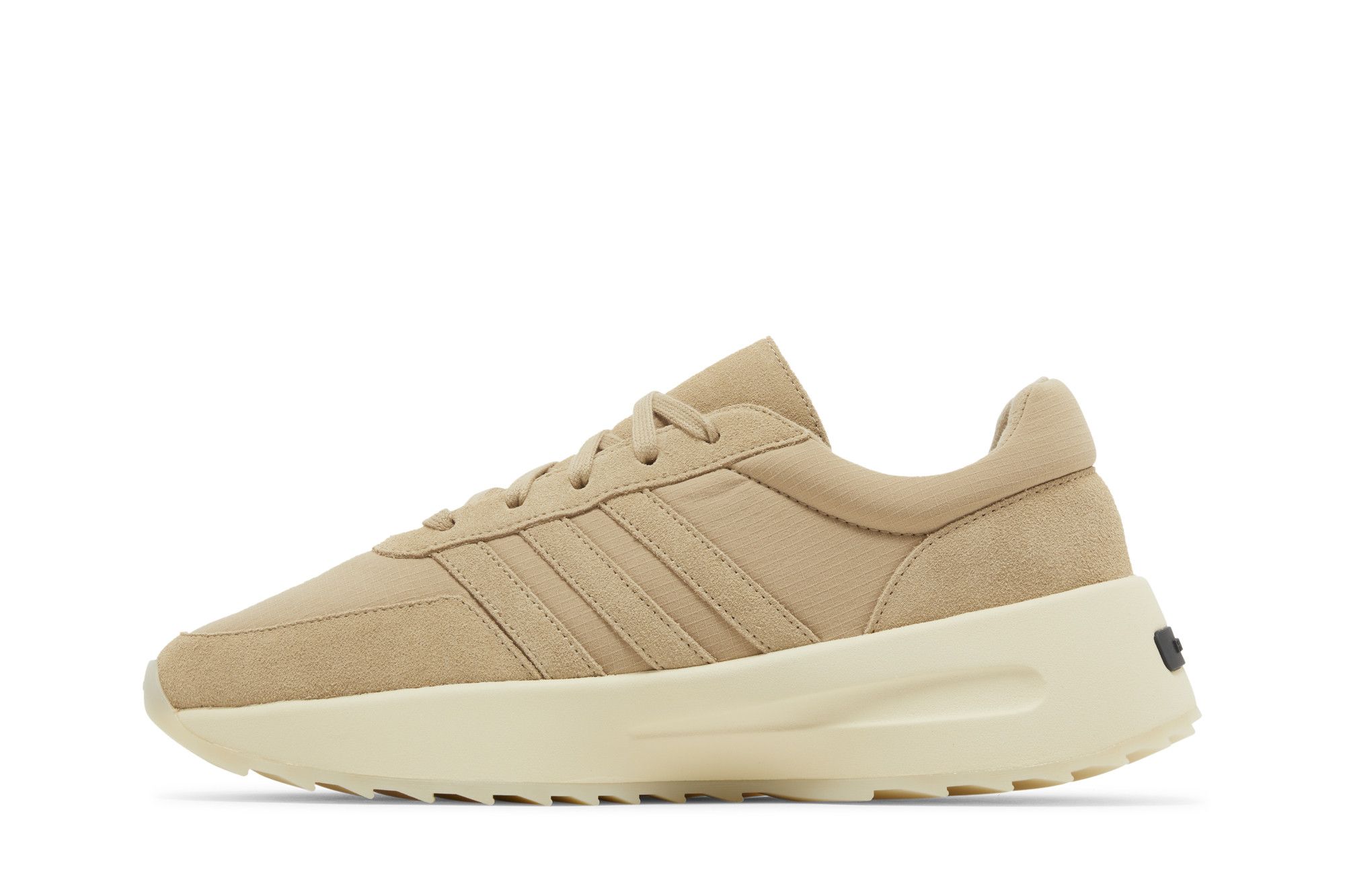 Shop Fear of God Athletics x adidas 洛杉磯跑鞋 '粘土色' IF4215