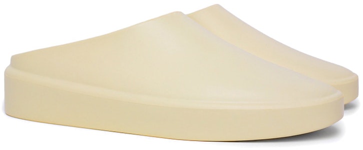 Fear of God 第七代加州款一脚蹬运动拖鞋 男女同款 奶油色 Lookbook Fear of God 第七代加州款一脚蹬运动拖鞋 男女同款 奶油色