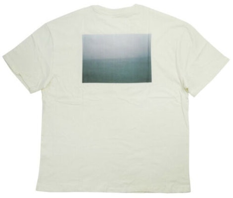 Camiseta Fear of God ESSENTIALS Boxy Photo Crema. Buy Camiseta Fear of God ESSENTIALS Boxy Photo Crema.