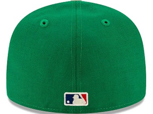 Fear of God ESSENTIALS New Era 59Fifty Fitted Hat (FW21) Kelly Green Lookbook Fear of God ESSENTIALS New Era 59Fifty Fitted Hat (FW21) Kelly Green
