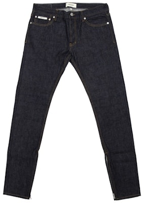 피어오브갓 에센셜 데님 팬츠 (인디고)
Buy 피어오브갓 에센셜 데님 팬츠 (인디고)