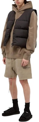 Fear of God ESSENTIALS Shorts (SS21) Moss/Goat Order Fear of God ESSENTIALS Shorts (SS21) Moss/Goat