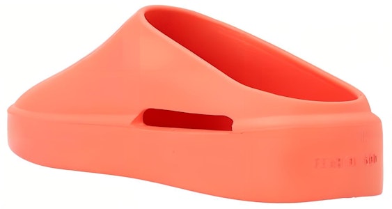 피어 오브 갓 에센셜 슬라이드 '레드 오렌지' FGE80100EVA841 Lookbook 피어 오브 갓 에센셜 슬라이드 '레드 오렌지' FGE80100EVA841