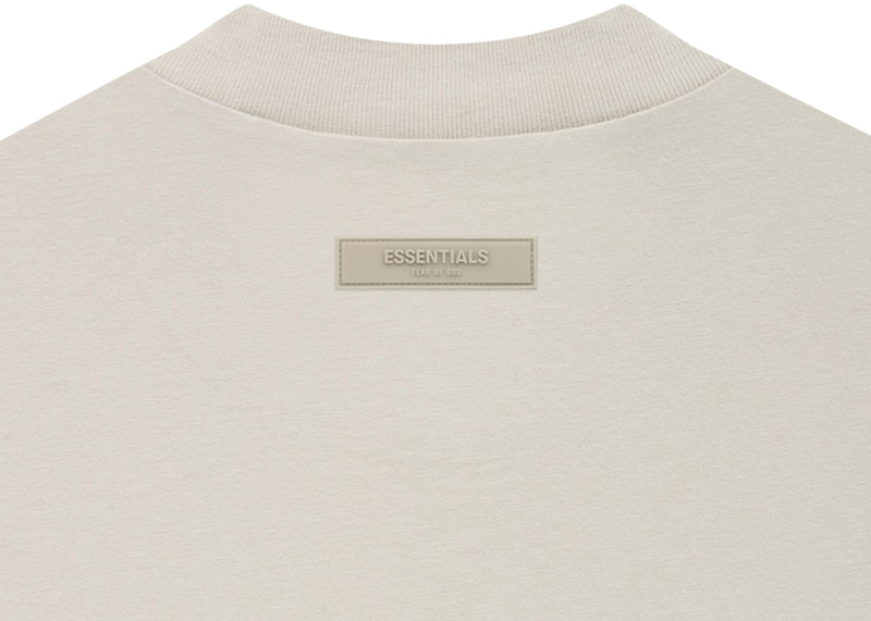 Lookbook 恐懼上帝必備款小麥色T恤