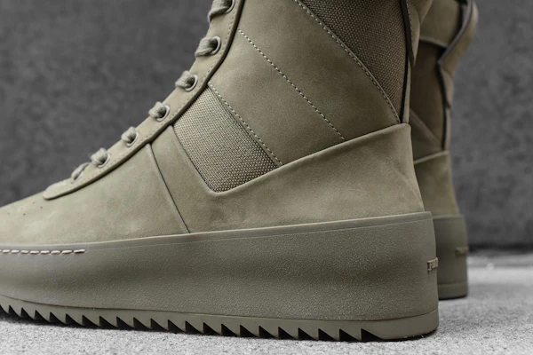 Fear of God Military Sneaker ''Armeegrün'' FGTP-MSNU-AG16 Lookbook Fear of God Military Sneaker ''Armeegrün'' FGTP-MSNU-AG16