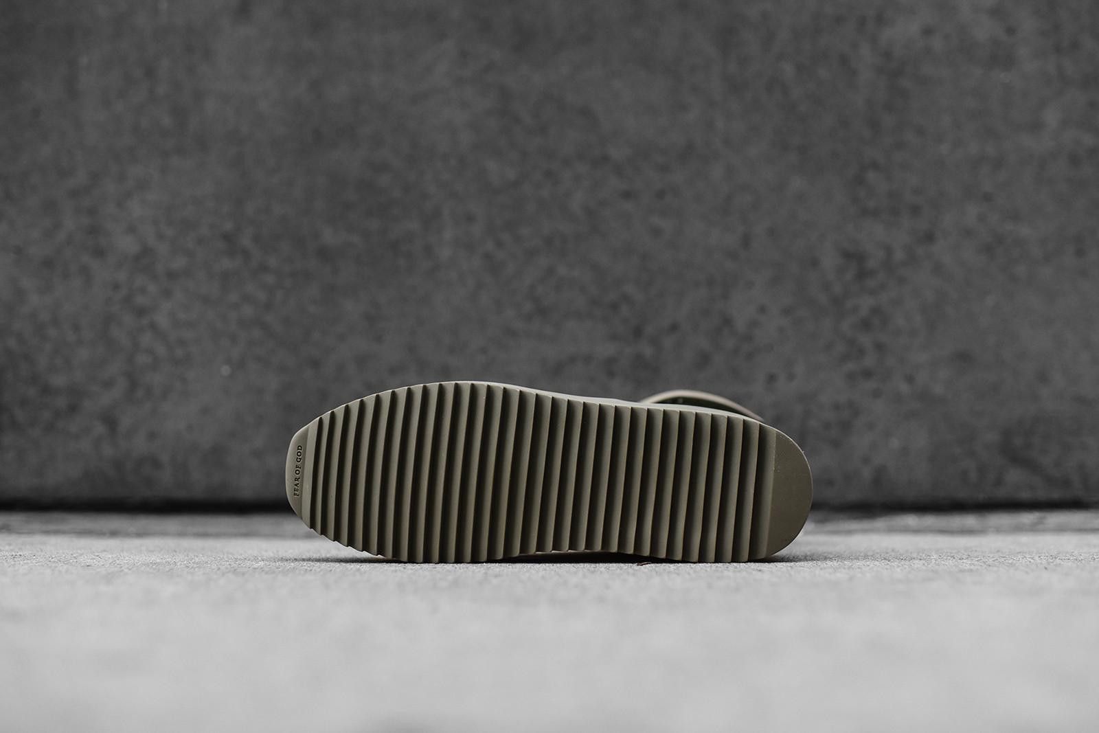Shop Fear of God Military Sneaker ''Armeegrün'' FGTP-MSNU-AG16