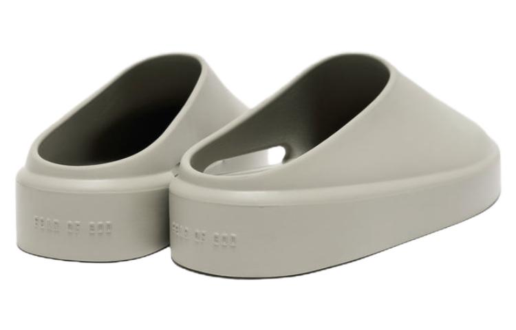 Shop 恐惧上帝穆勒拖鞋“灰色” FGE80-100EVA-DUSTY