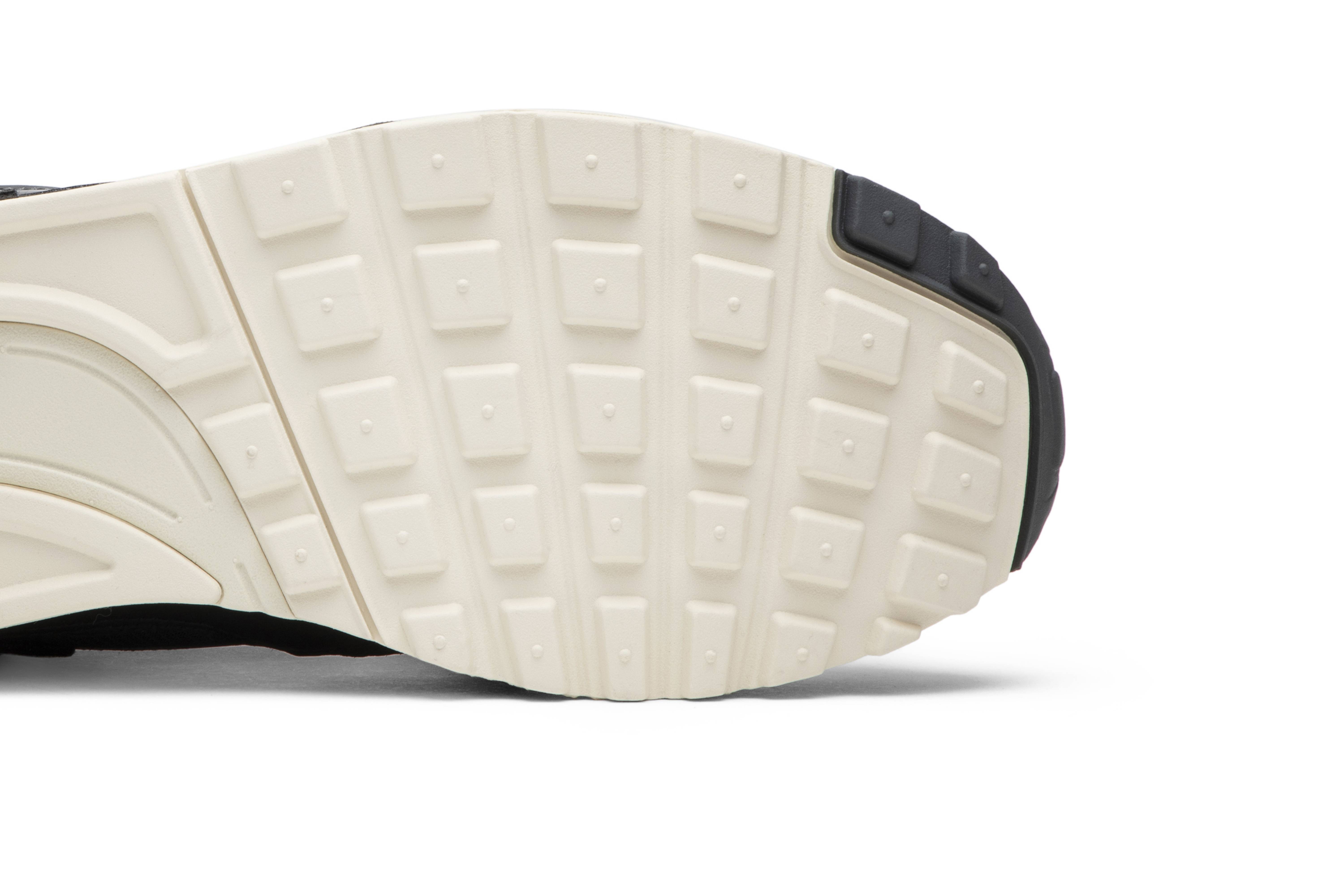 Purchase Fear of God x Nike Air Skylon 2 'Hitam' BQ2752-001