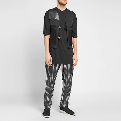 Fear of God x Nike All Over Print Pants Black/Sail/Black Lookbook Fear of God x Nike All Over Print Pants Black/Sail/Black