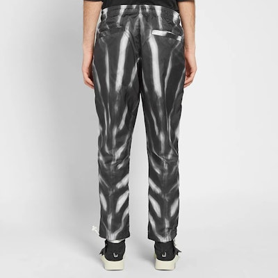 Fear of God x Nike All Over Print Pants Black/Sail/Black Shop Fear of God x Nike All Over Print Pants Black/Sail/Black