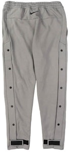 Seluar Panas Fear of God x Nike Dust/Sail/Black BV5791-003 Order Seluar Panas Fear of God x Nike Dust/Sail/Black BV5791-003