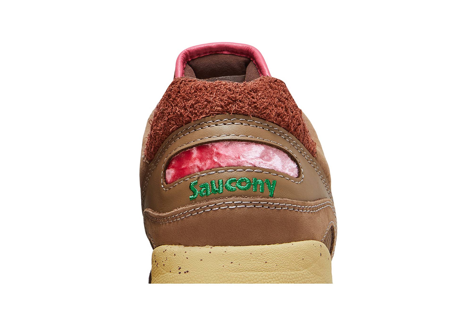 Sizing Feature x Saucony Shadow 6000 'Galleta de Chocolate' S70607-1