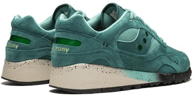 Lookbook Feature x Saucony Shadow 6000 'Fosil Hidup' S70429-1