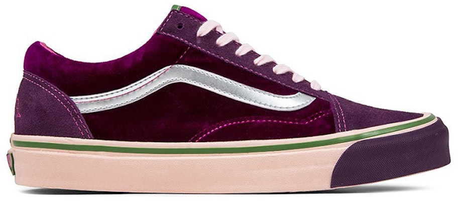 Feature x Vans Vault OG Old Skool LX 'Sinners Club' VN0A36C8PU0 Order Feature x Vans Vault OG Old Skool LX 'Sinners Club' VN0A36C8PU0