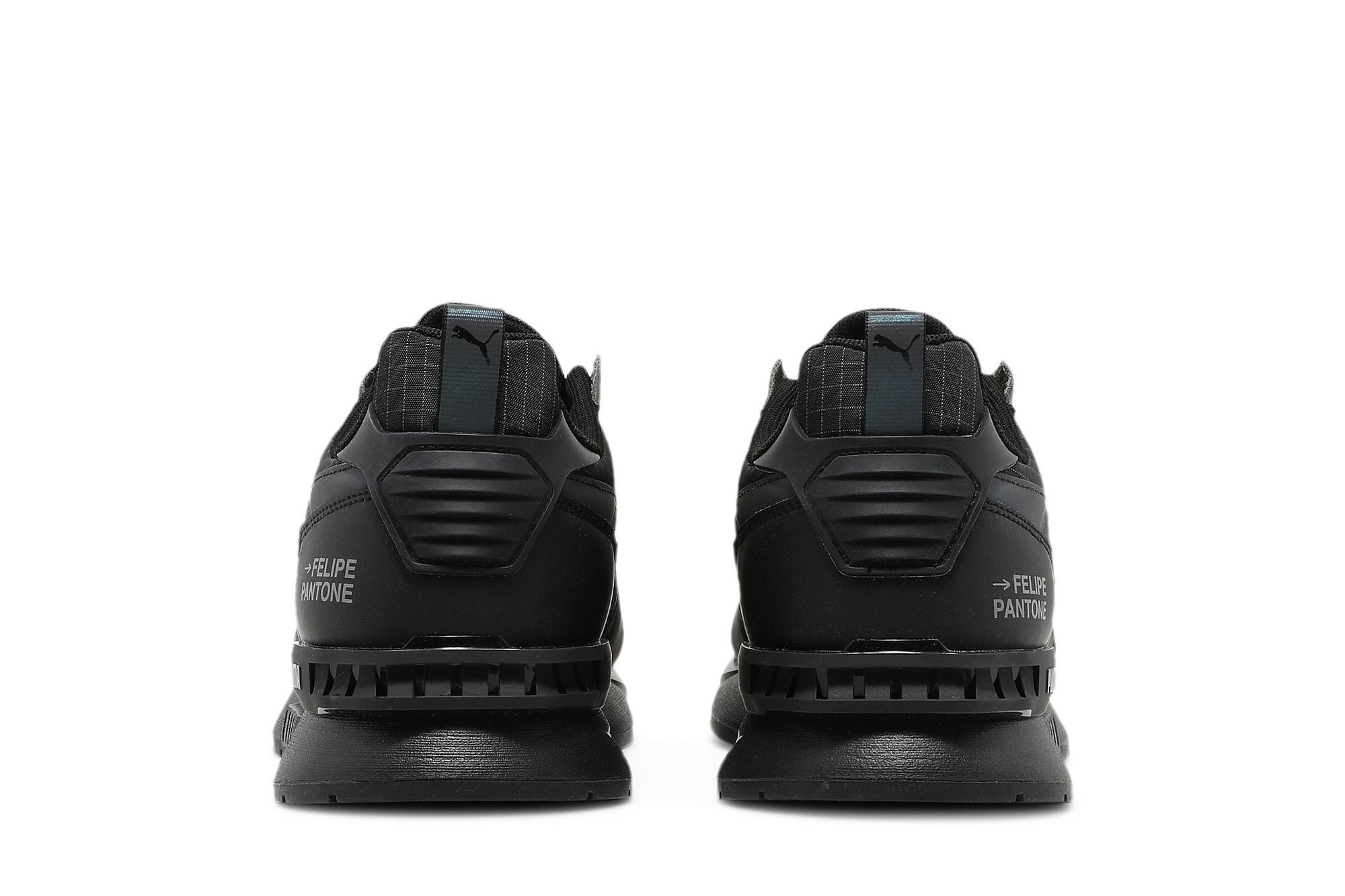 Sizing Felipe Pantone x Puma Mirage Mox Tech 'Hitam Iridescent' 375635-01