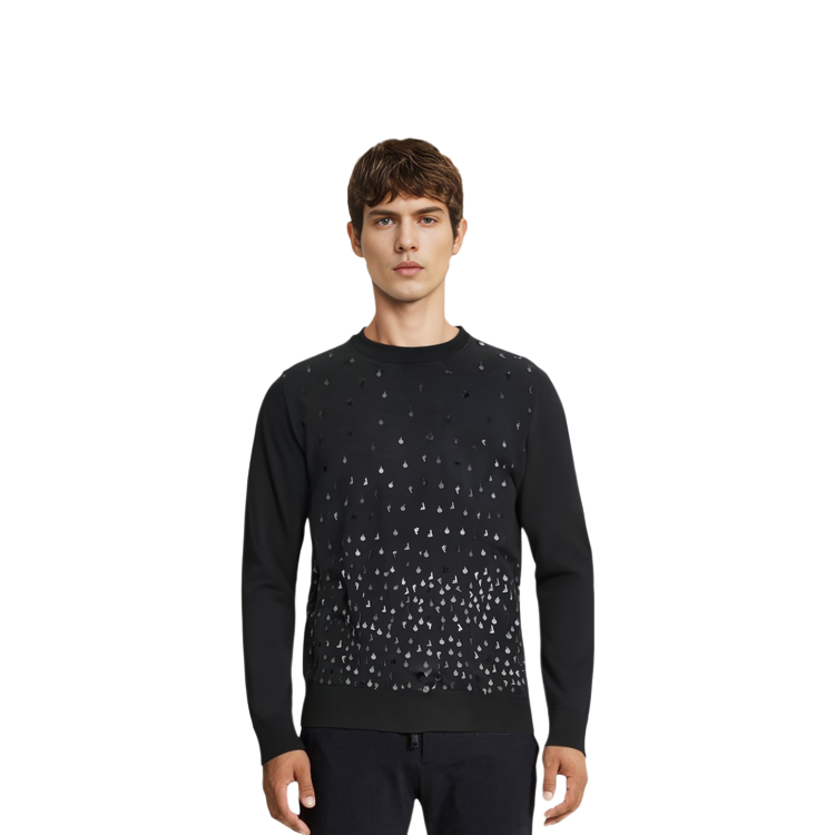 Purchase FENDI Sweater Hitam Lengan Panjang Crewneck Solid Color. FZY470APP7F-0QA1