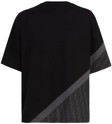FENDI Black Striped Loose Fit Crew Neck Short Sleeve T-Shirt. FAF682AN68F1N6F Lookbook FENDI Black Striped Loose Fit Crew Neck Short Sleeve T-Shirt. FAF682AN68F1N6F