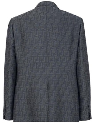 FENDI 藍色長袖西裝外套,全版Logo印花設計及單顆扣。 FJ0768APOK-F0QA2 Lookbook FENDI 藍色長袖西裝外套,全版Logo印花設計及單顆扣。 FJ0768APOK-F0QA2