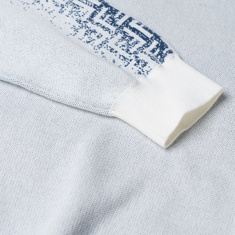 FENDI  Blue White Crewneck Sweater with Side Letter Logo. FZX005AN3YF0MYN 圖 9