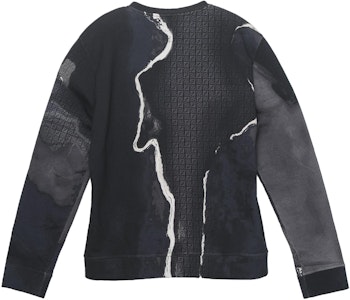 FENDI 仿舊黑色長袖圓領運動衫。 FY0178AIL3F1AJR Lookbook FENDI 仿舊黑色長袖圓領運動衫。 FY0178AIL3F1AJR