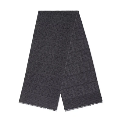 FENDI Grey Knit Scarf with Letter Pattern Design. FXS124APW4F0QA1