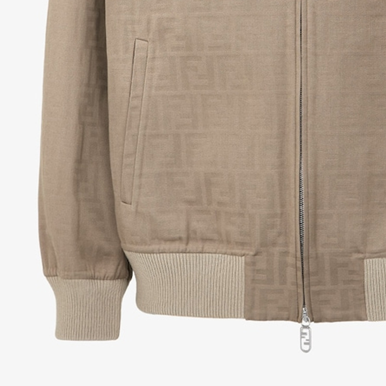 Sizing FENDI  Grey Letter Print Zip-Up Long Sleeve Jacket. FW0162AR9AF1MTH