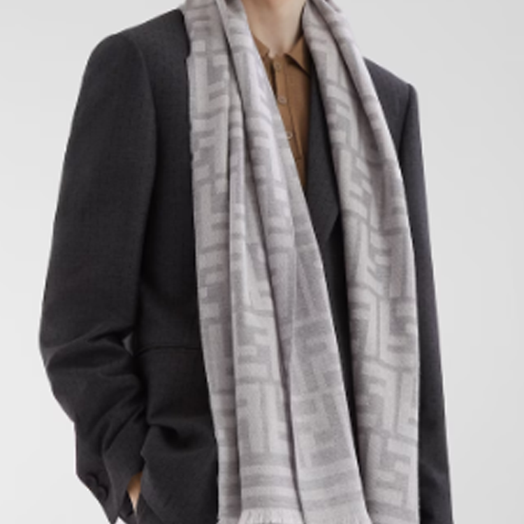 FENDI  Grey Solid Color Knitted Wool Scarf. FXS460ASNAF0QZ0 圖 5