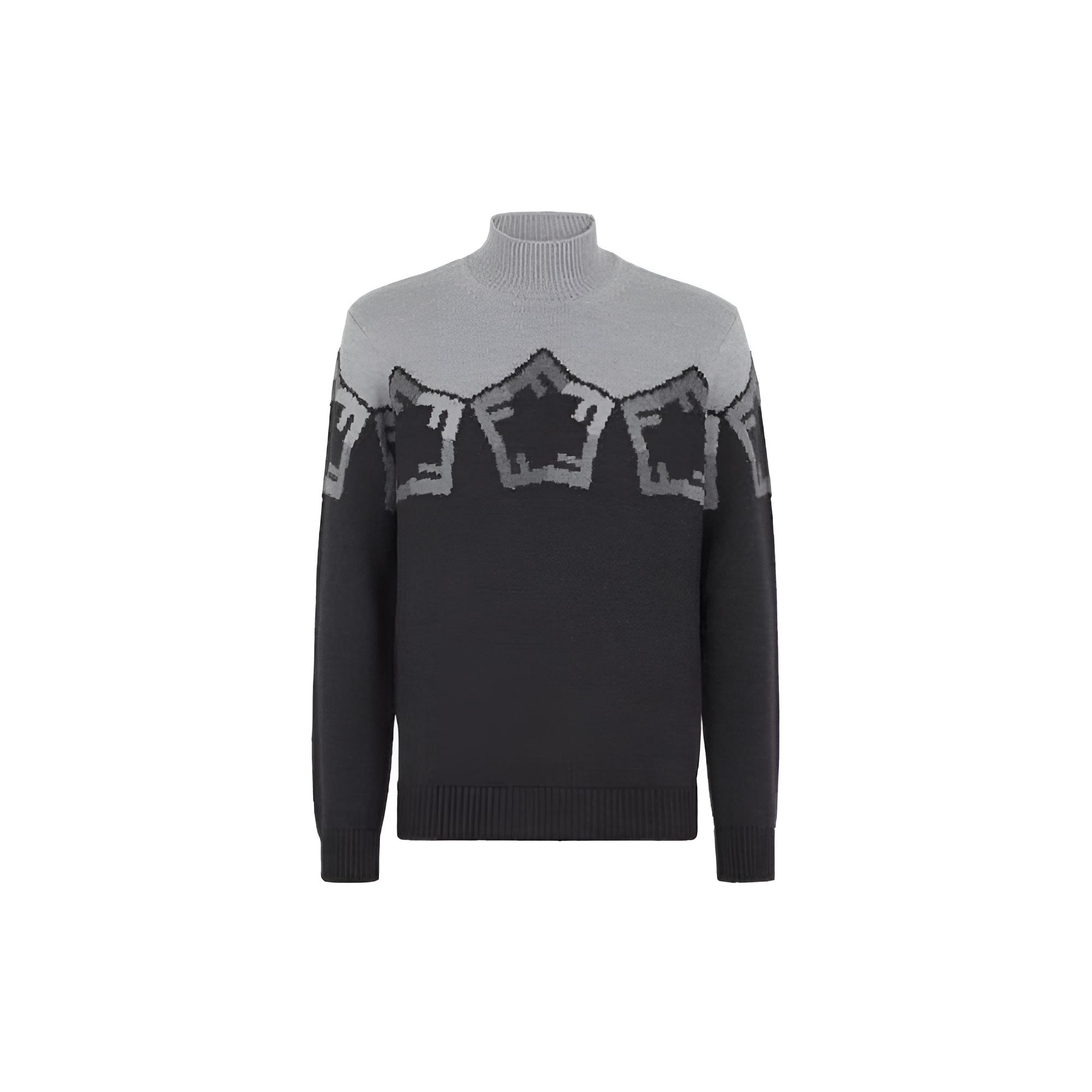 FENDI  Loose Turtleneck Knitted Sweater Gray with Print Design. FZX025AQL4F1MU3
