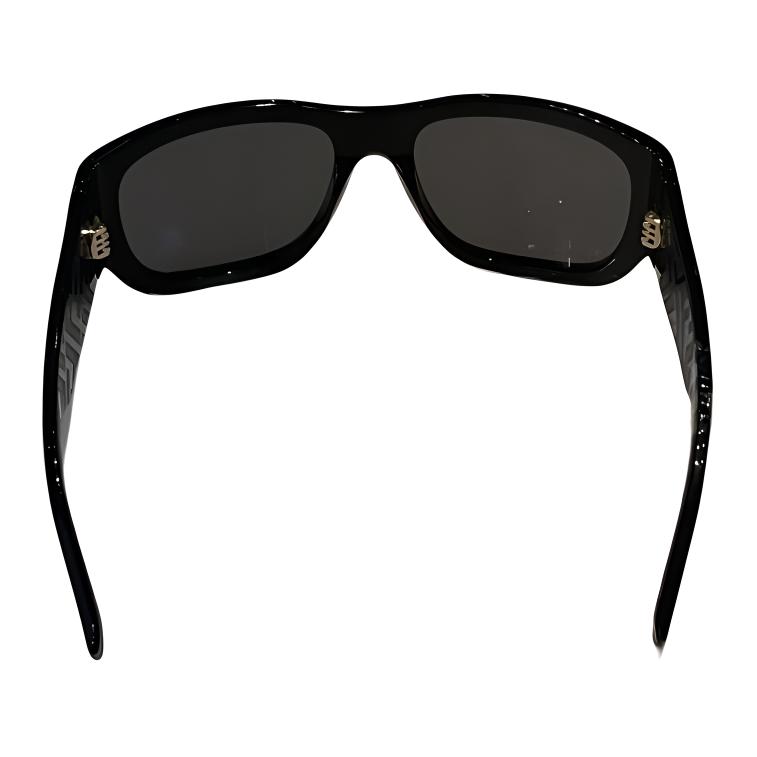 FENDI  Rectangular Black Sunglasses with Logo Design. FE40117I5601A 圖 5