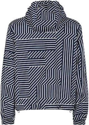 Chaqueta Acolchada Reversible con Logo FENDI - Azul. FAA906APX6F0QA2 Lookbook Chaqueta Acolchada Reversible con Logo FENDI - Azul. FAA906APX6F0QA2