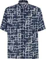 FENDI Short Sleeve Button-Up Shirt Blue with Graphic Print Design FS0795AR6EF0UV2 FENDI Short Sleeve Button-Up Shirt Blue with Graphic Print Design FS0795AR6EF0UV2